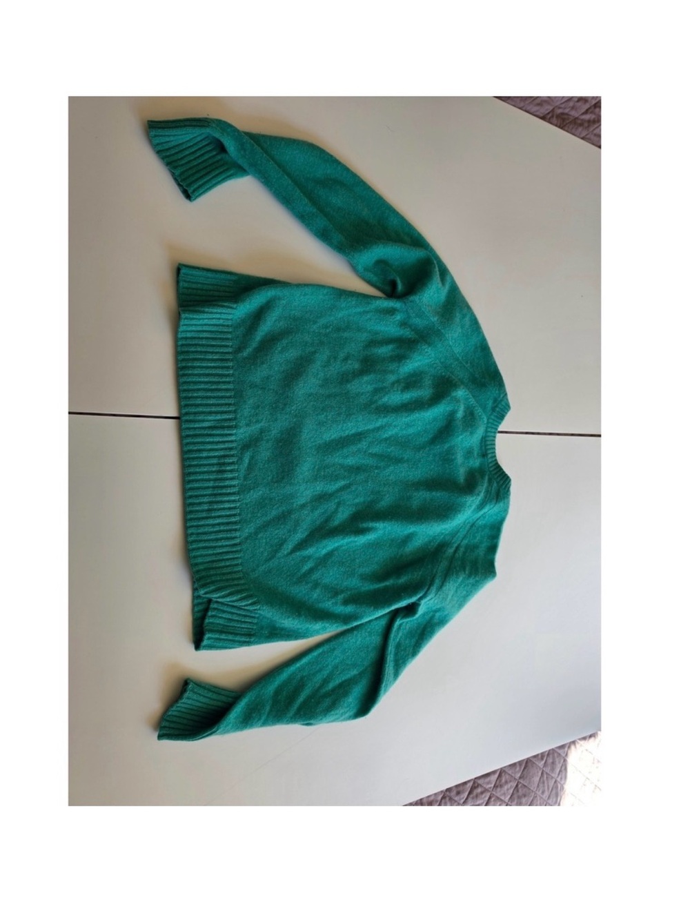 Brodie cashmere green sweater medium/large - Picture 3 of 5